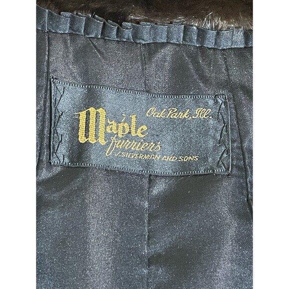 Vintage Women Maple Furriers Brown Fur Coat Silverman & Sons Pit 26”Long 38” - Picture 4 of 5